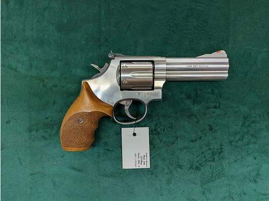 Smith & Wesson Mod. 686