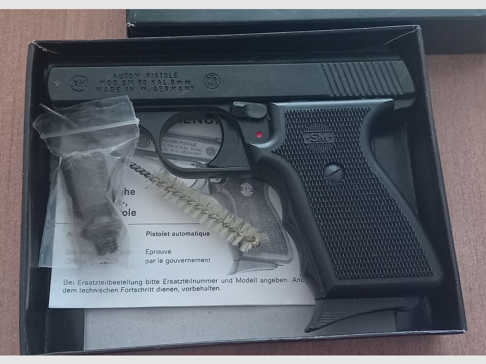 Zeldzame Rhöner SM 80 in kal. 8 mm Knall/ PTB 267 met verpakking!