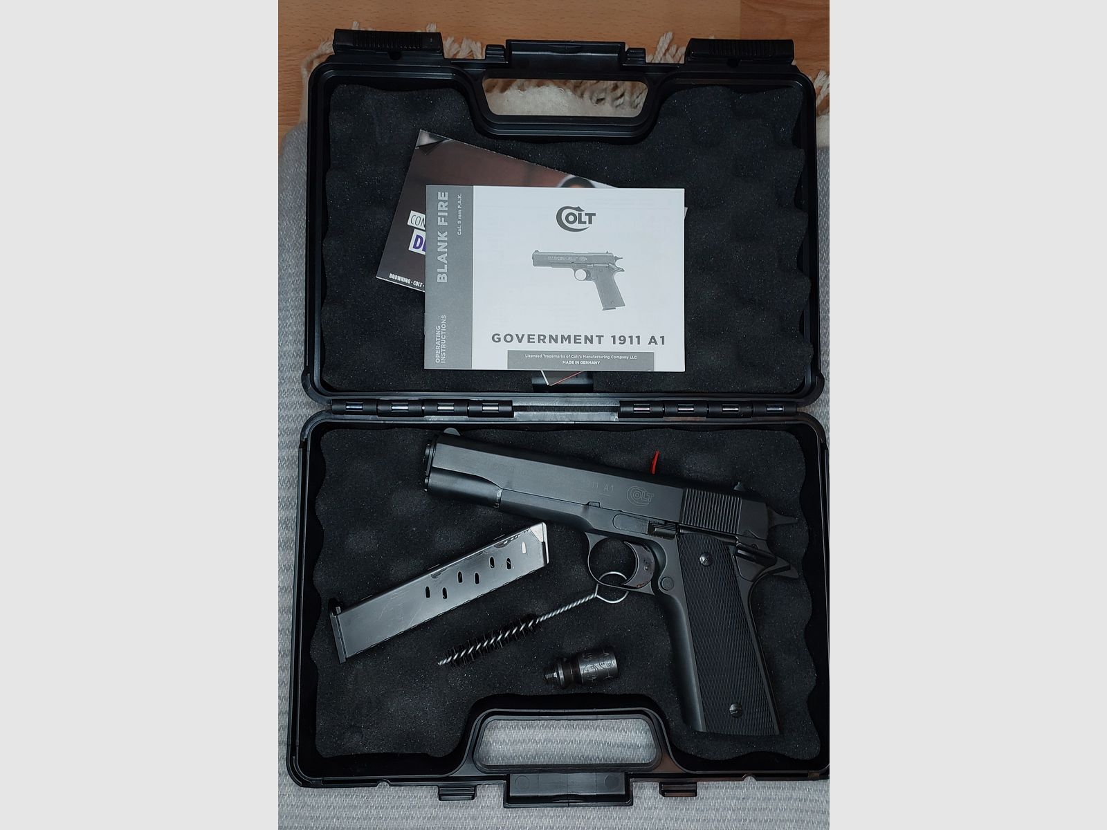 Colt Government 1911 A1 Schreckschuss Pistole 9mm P.A.K. (PTB 774)