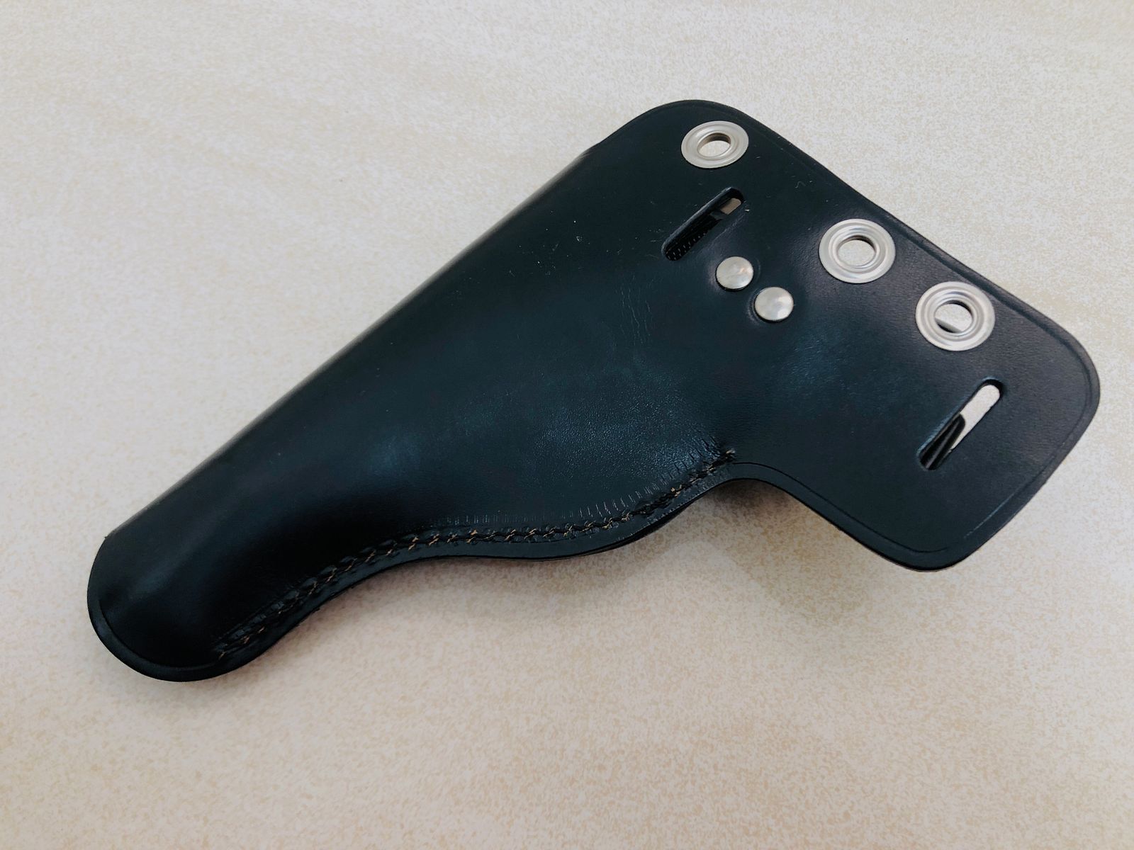 25.08.2026 ••• Französisches Holster FN 1910 - Dienstholster / Pistolentasche •••