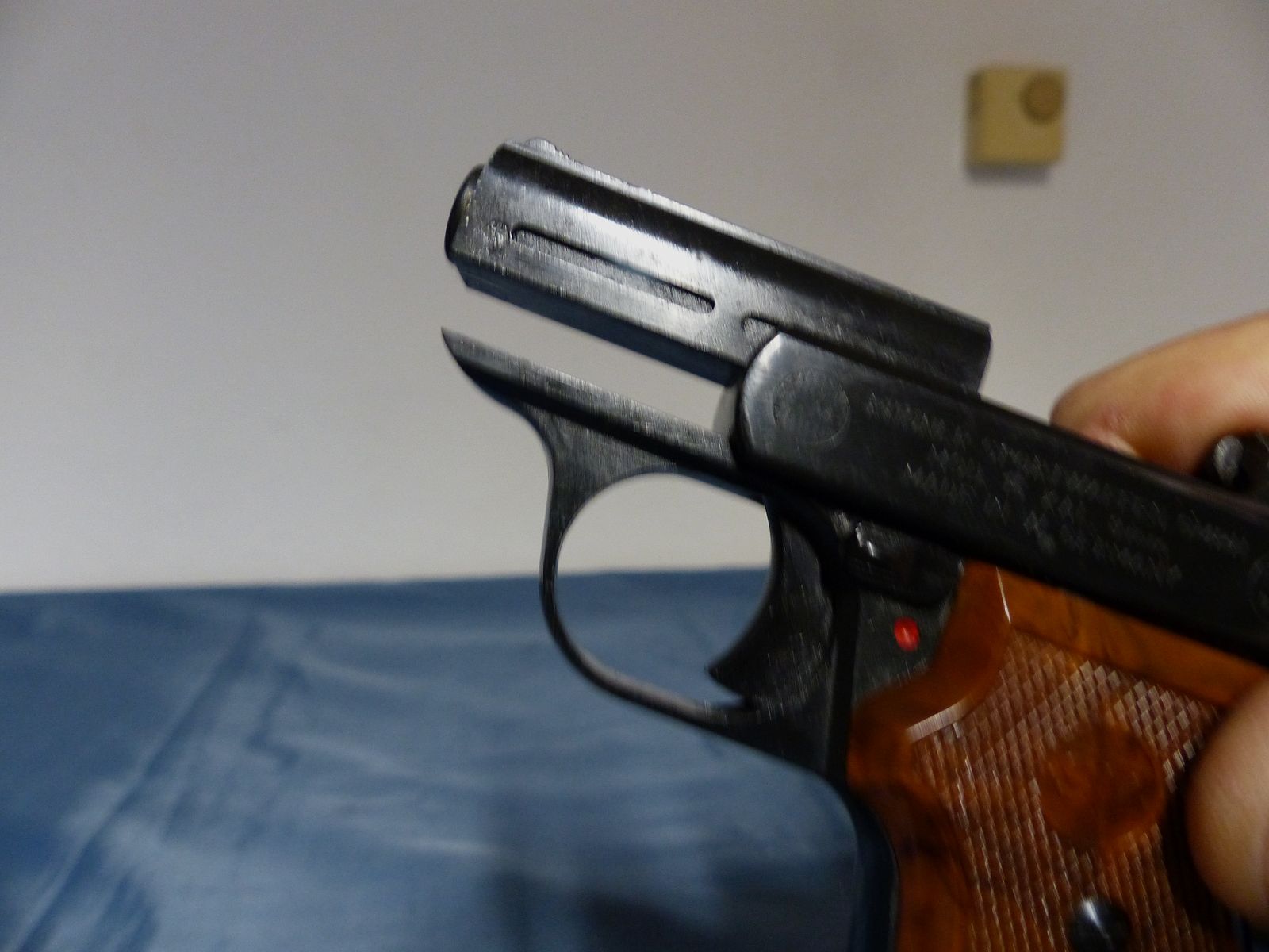 Schreckschuss Gas Pistole Rhöner Sportwaffen GmbH SM 15 Cal. 8 mm Knall PTB 83/2 aus 1977 vintage