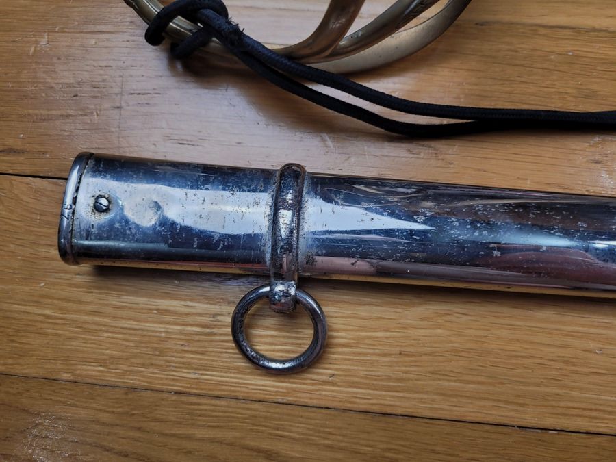 Peu courant sabre d&rsquo;officier de cavalerie – Modèle 1883 – Lame droite d&rsquo;arsenal de Châtellerault en 1886 fourreau dragonne TBE, image 5 sur 24