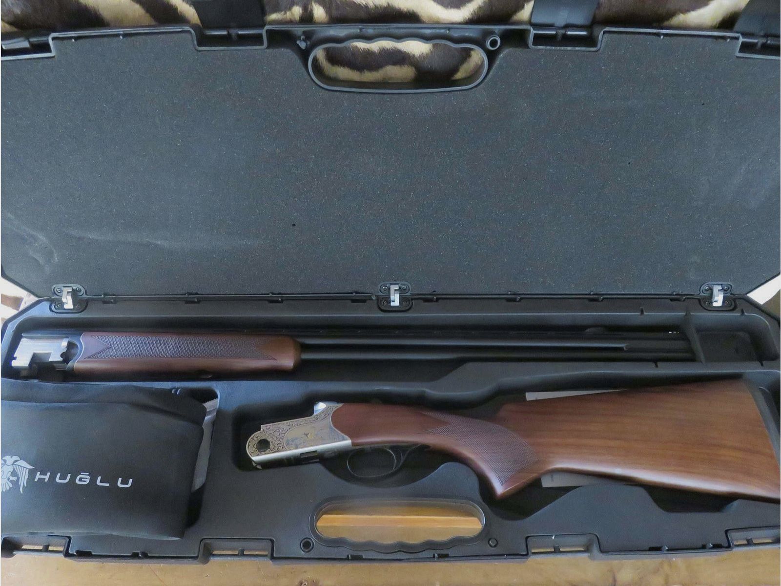 HUGLU Eagle Gravé Flinte Kal.410 Läufe 71 cm 1/4 1/2 – Waffenkoffer, Bild 12 von 12