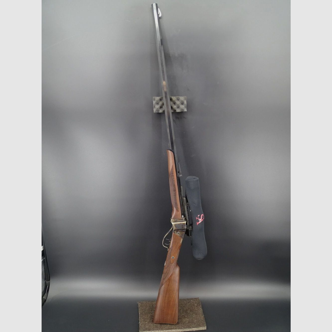 Pedersoli Sharps Sporting Kaliber .45-70 Auchkanntlauf ZF Sharps