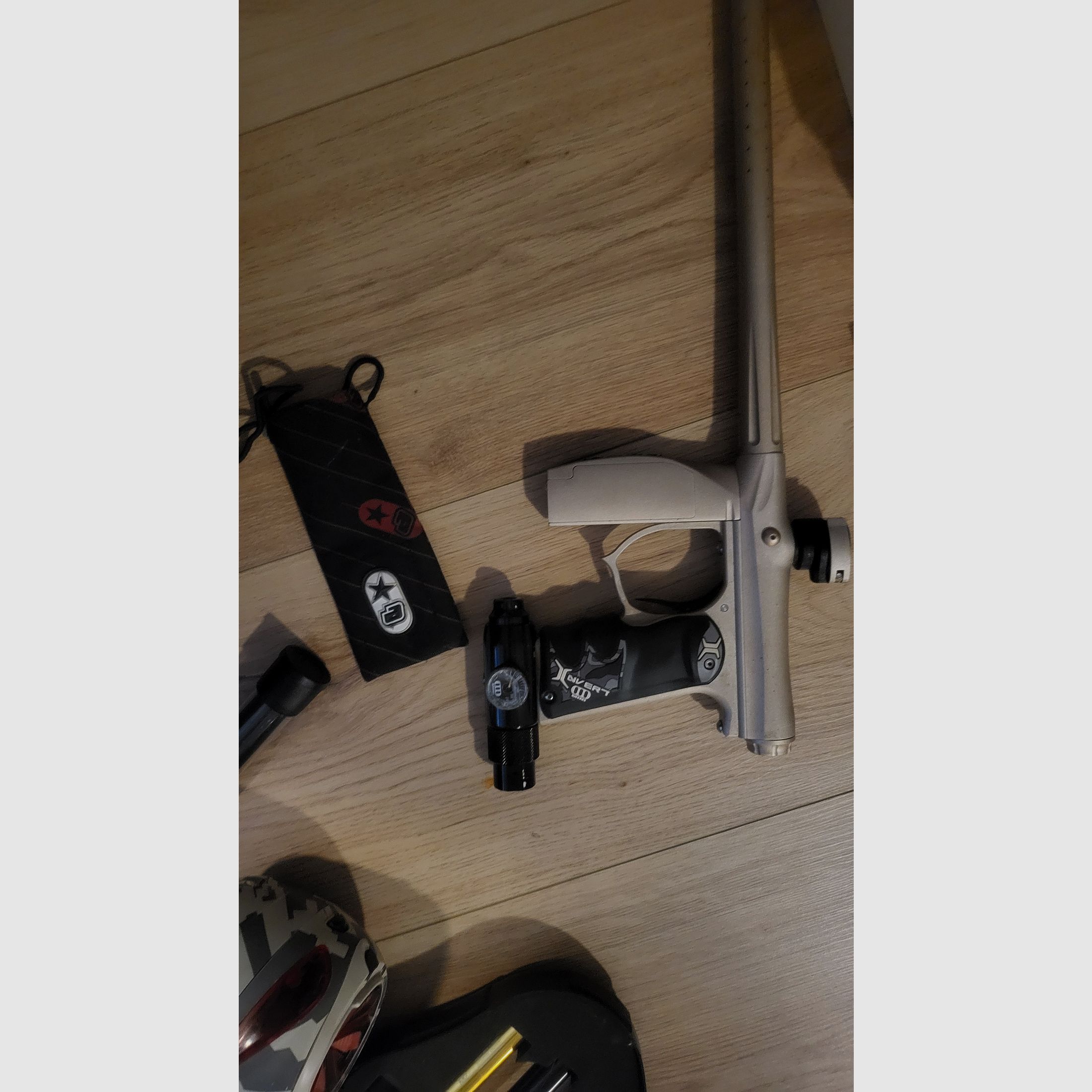 Kompletne wyposażenie do paintballa