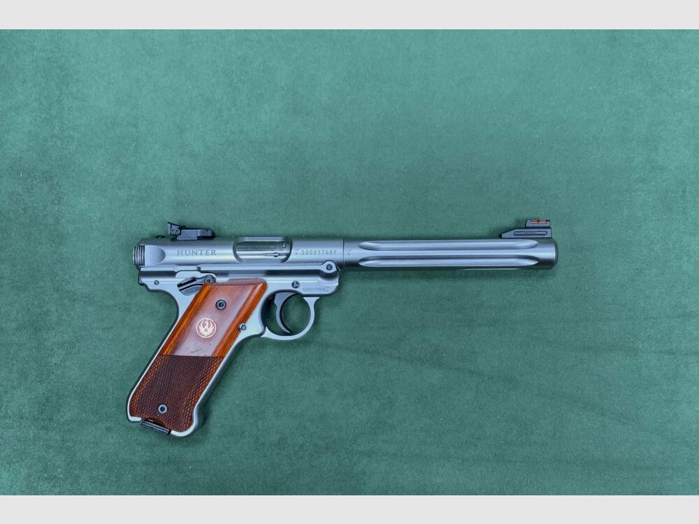 Ruger MK IV Hunter .22lr