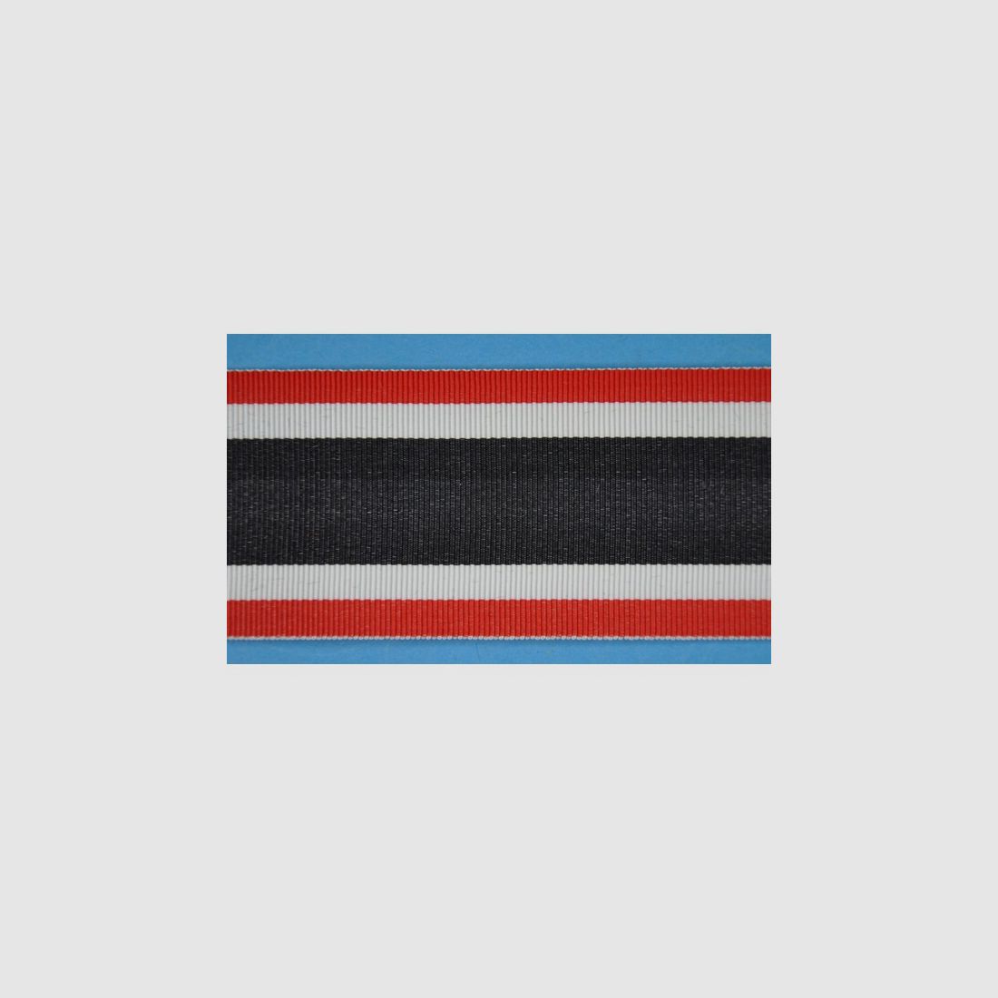 Ordensband zum Ritterkreuz des Kriegsverdienst Kreuzes, Repro !!!