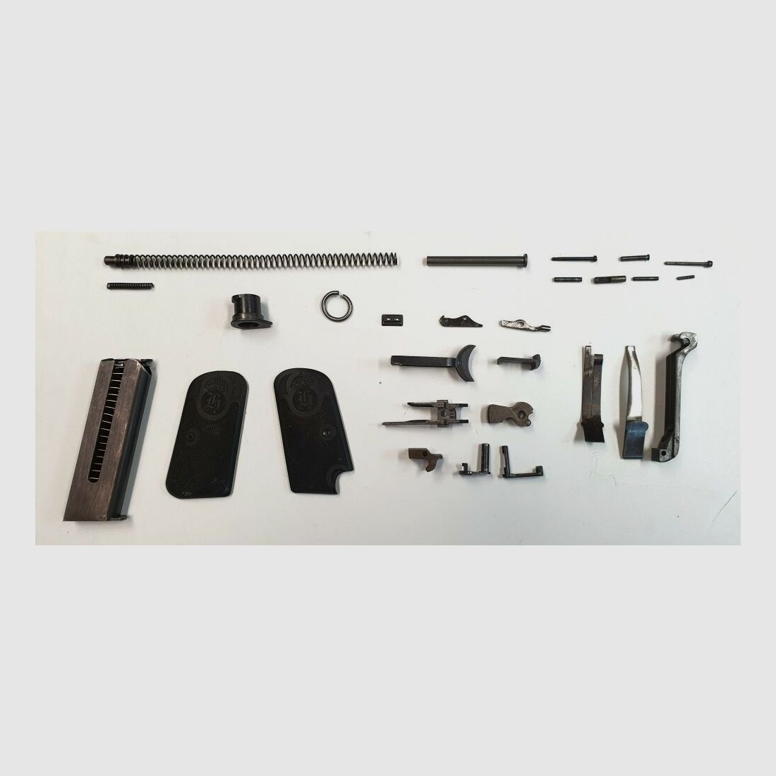 Husqvarna Free Parts Set Pistol Husqvarna model 1907 - cal. 9mm Browning