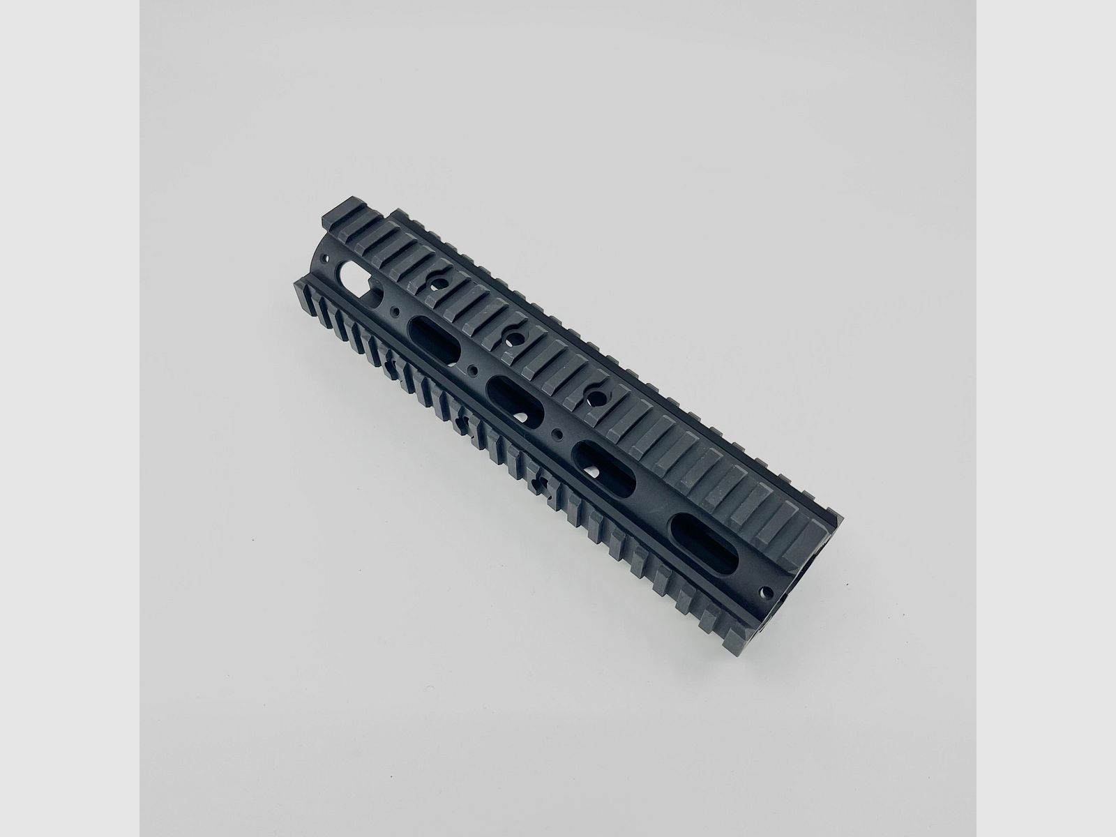 MCS RIS Handguard 9", Bild 1 von 3