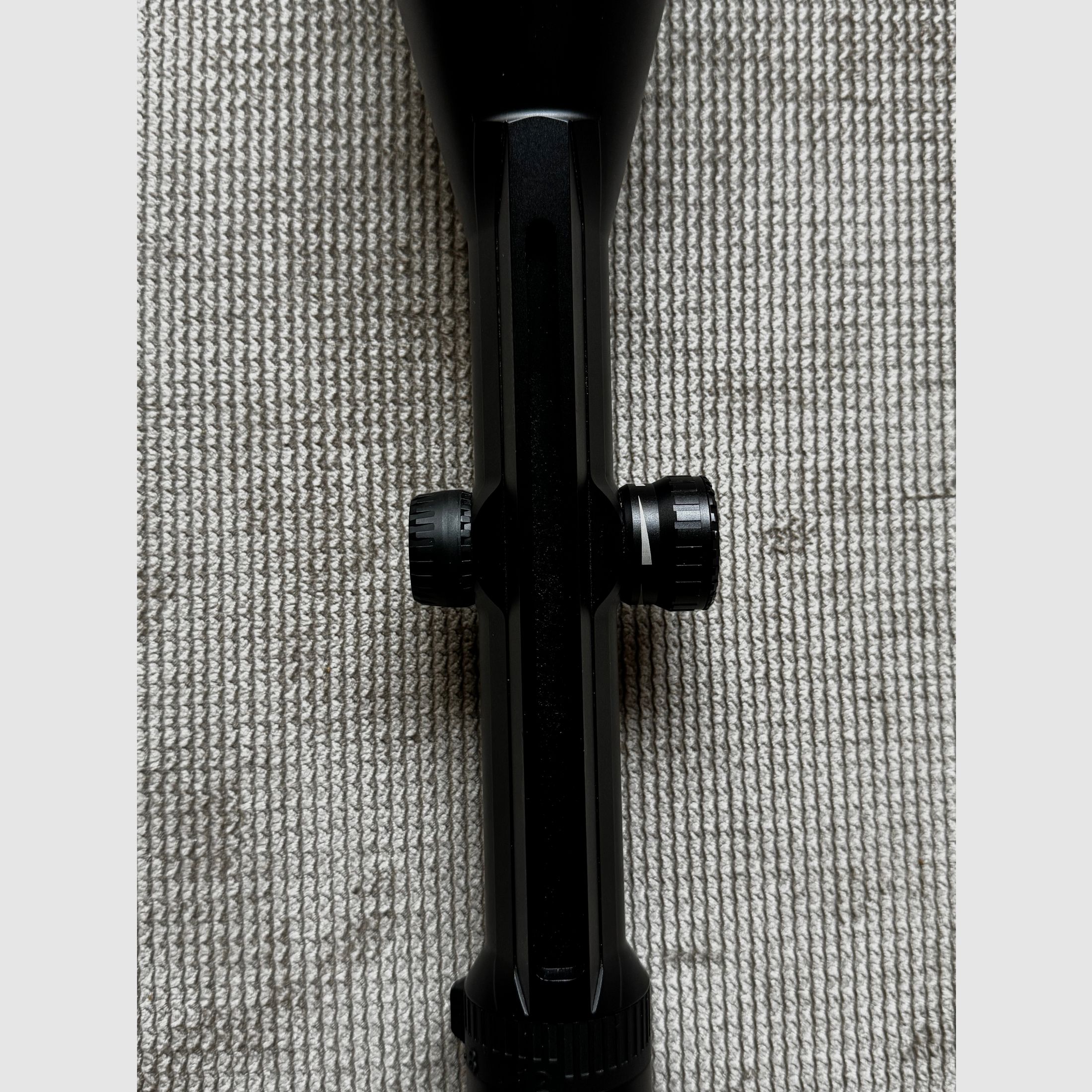 ZEISS Victory Diavari 3-12x56 T* con reticolo luminoso digitale 66