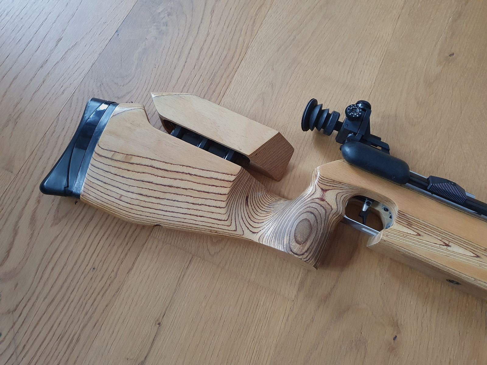 Air rifle model 601 Feinwerkbau including carrying case