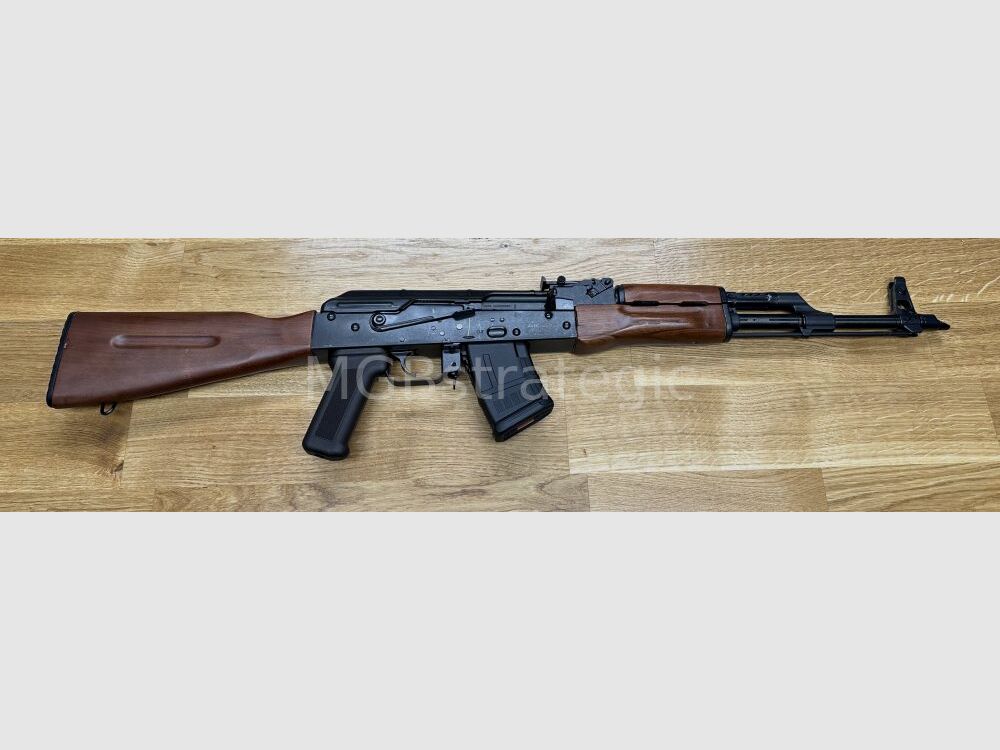 SDM AK-47 halbautom. Büchse 7,62x39 - Russen Version 415mm Lauf / hartverchromt / Montageschiene / Holzschaft System AKM AK47