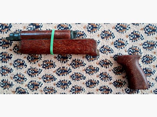Original VZ.58 "Beaver Barf" Bakelit Handschutz und Griff / auch geeignet für CSA Sporter / Set #1