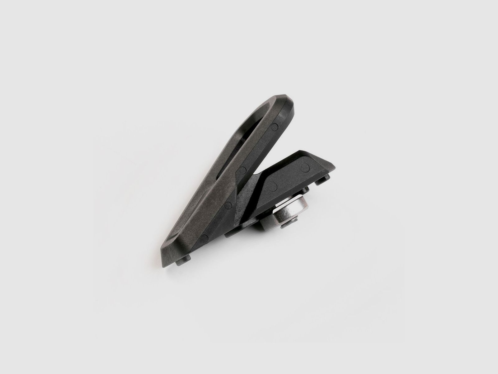 Strike Industries - Uchwyt zawieszenia LINK Angled Sling Loop - SI-LINK-ASL, zdjęcie 5 z 8