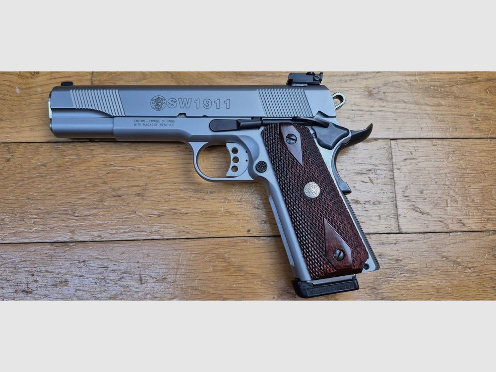 Muy bonito 1911 de Smith & Wesson – En 45acp y 8 disparos – 100% acero inoxidable (¡sin plástico!) – ¡Maquinados Smith! – Muy buen estado mecánico y estético – Caja original – TBE+, imagen 2 de 25