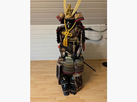 Japanische Samurai-Rüstung