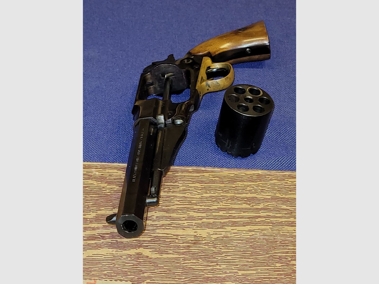 Remington revolver a percussione caricamento anteriore M1858 Navy cal. 0.36