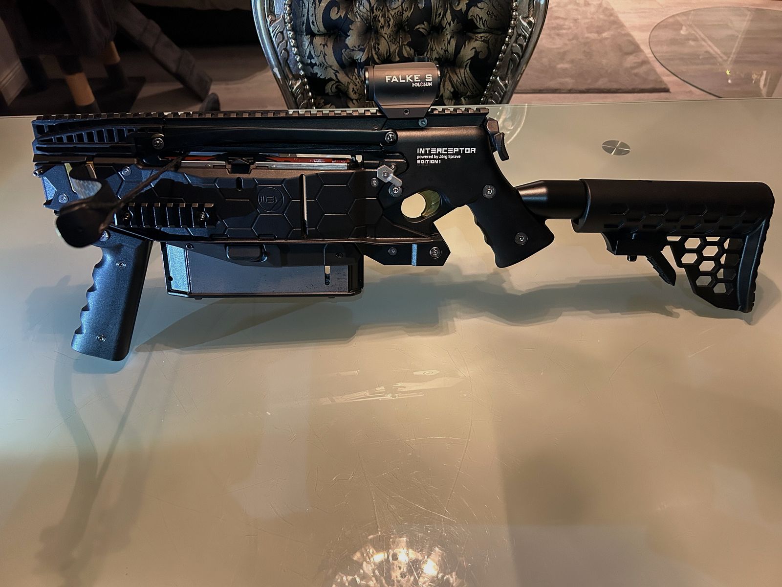 Verkaufe meine Mey Interceptor inkl. Kaufbeleg-Garantie und OVP, viel Zubehör.