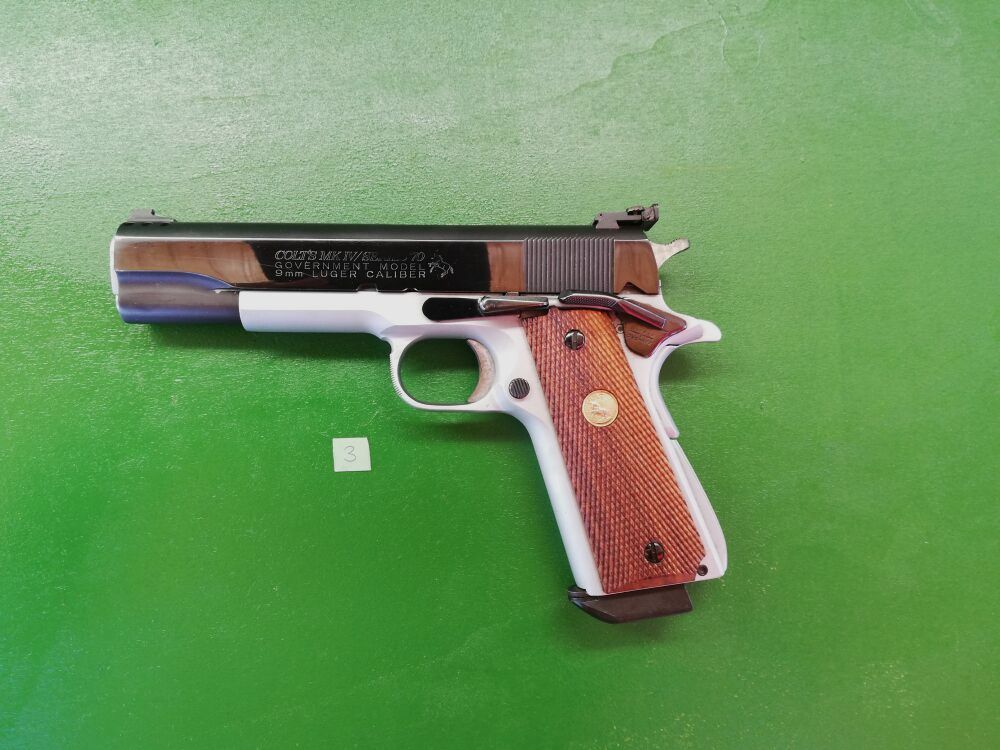 Colt MK IV Série 70, image 1 sur 5