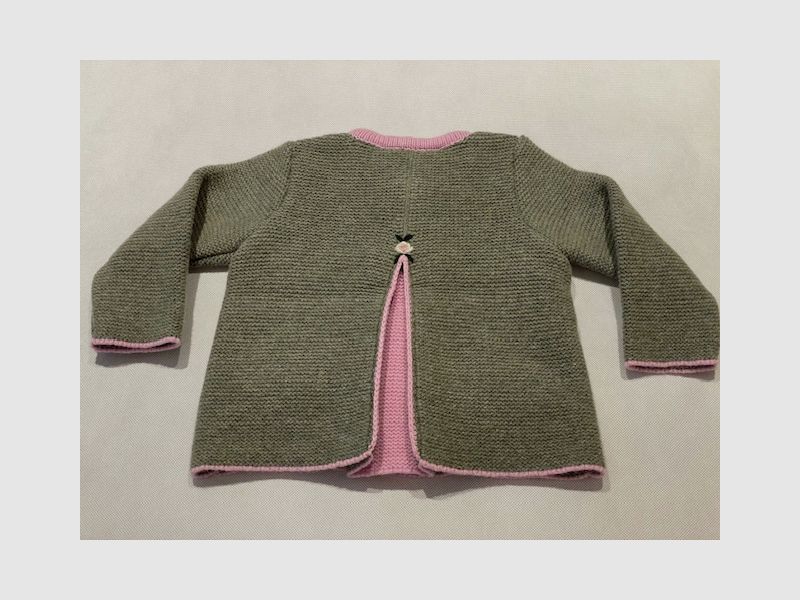 Kinder Strickjacke Merinowolle in Salbeigrün, Bild 2 von 2