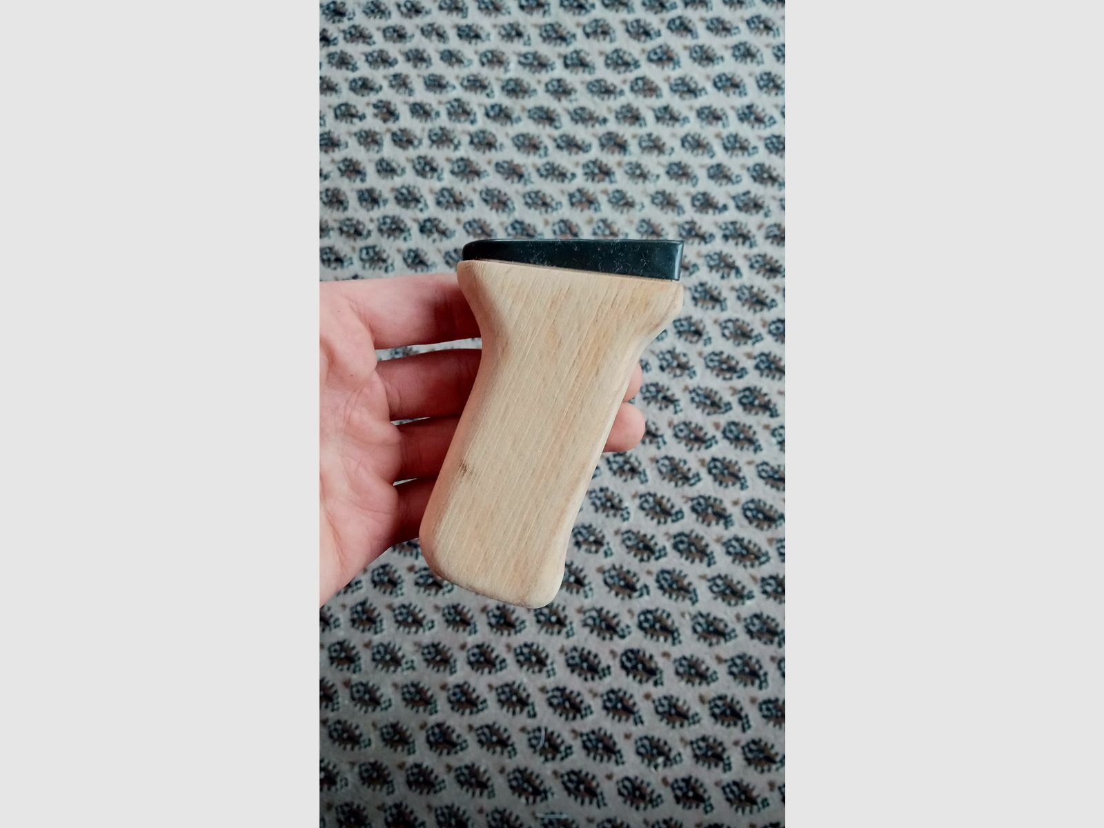 Original AK47 (nicht AKM!) unterer Holz Handschutz aus Buche / Eingepasst für GSG Cybergun Co2 AK47 (China-Yunker)