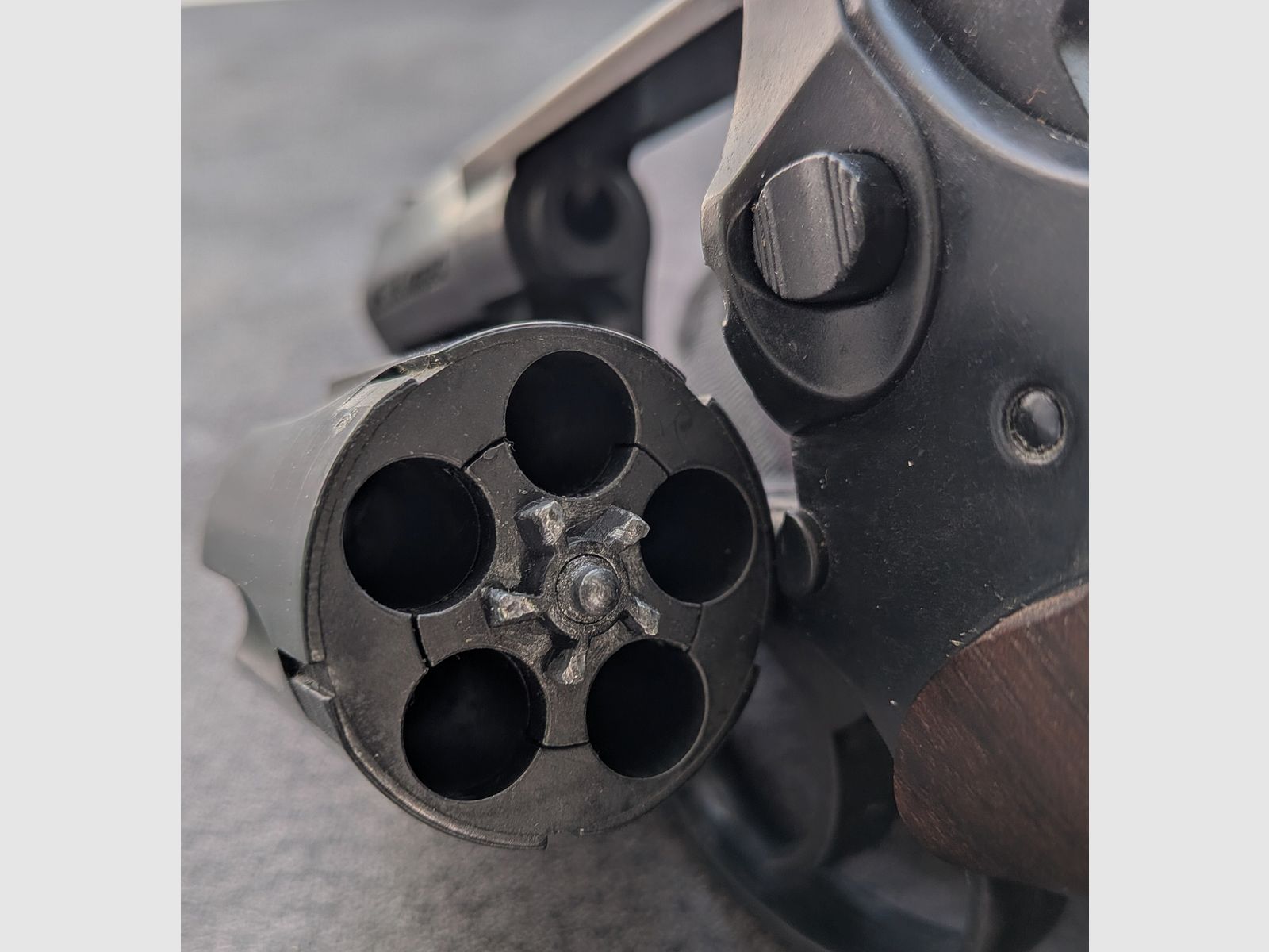 ME 38 Compact - Revolver - alte PTB 542 - 9mm Knall - Holzgriff - SSW