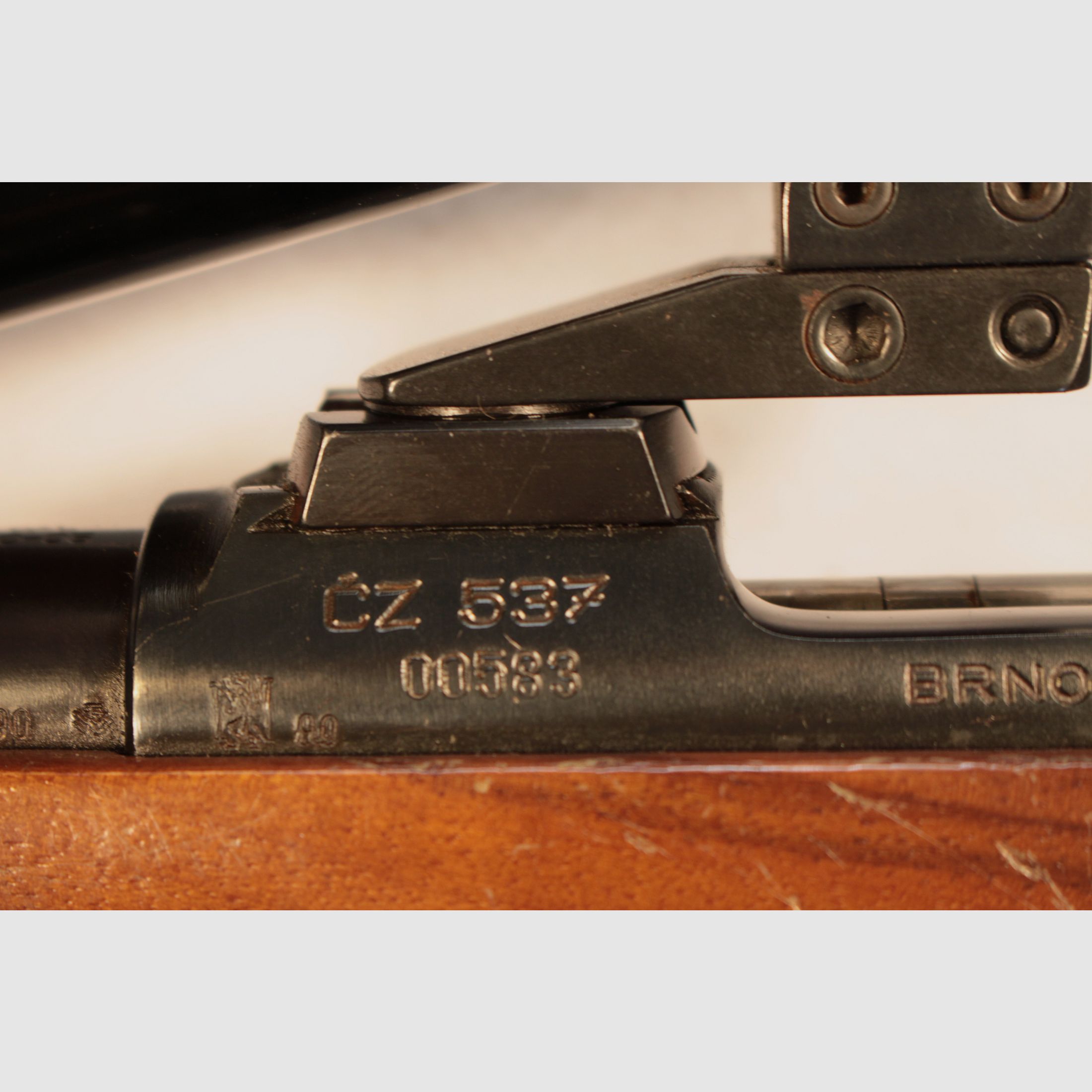 CZ Repetierer Model 537 w .30/06.