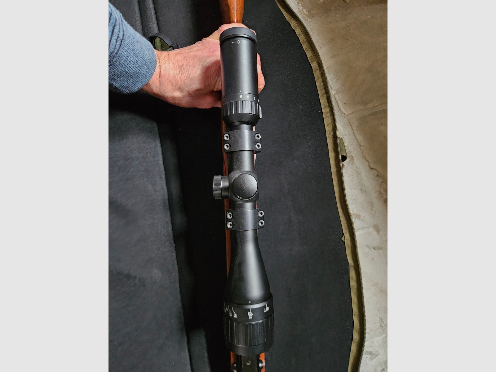 Weihrauch HW50S + Hawk Vantage 3-9x40 AO Mildot