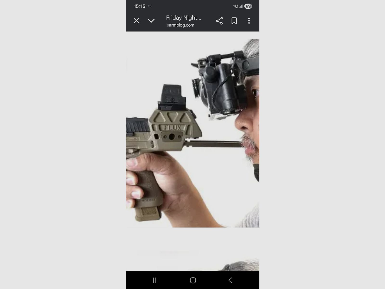 Night vision device residual light amplifier with helmet mount and carrying cap, so for wearing without a helmet