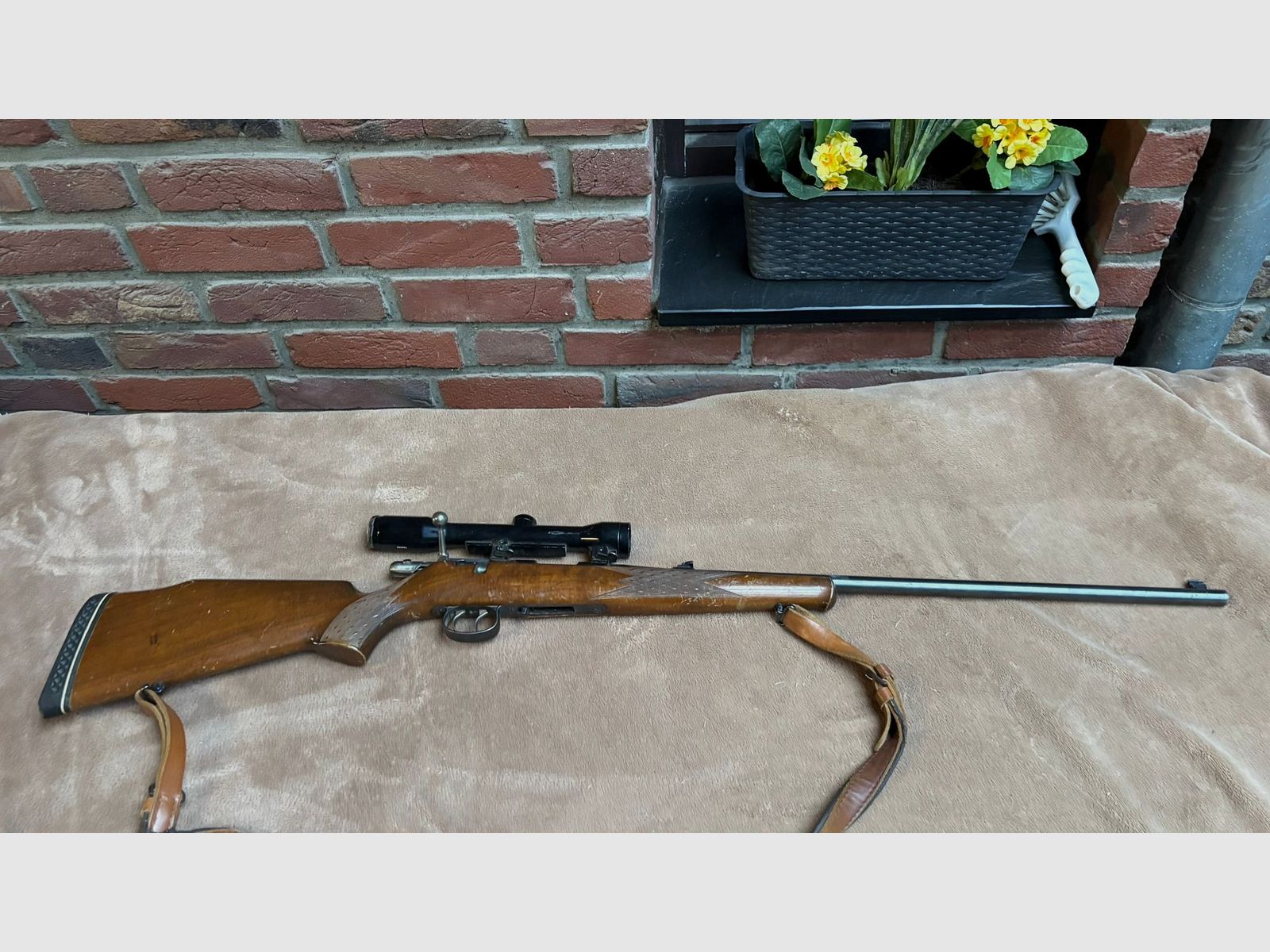 Anschütz 1516 Repetierbüchse 22. WMR