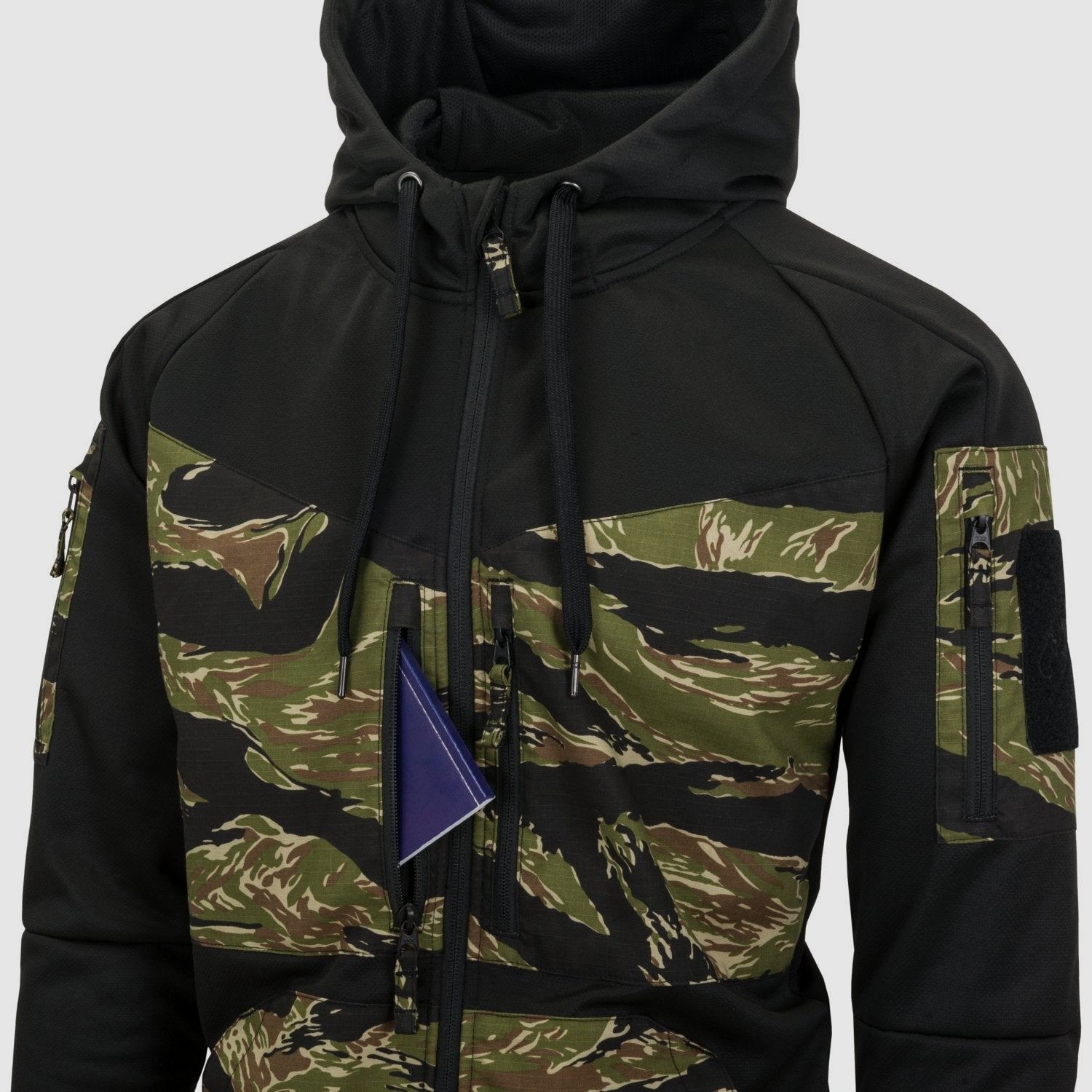 Helikon-Tex Rogue Hoodie (FullZip)® - Black-Multicam, Bild 13 von 17