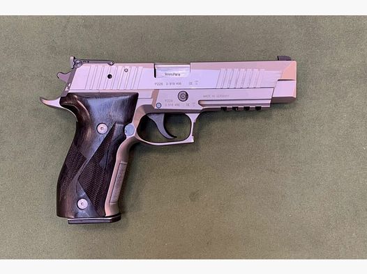 SIG Sauer P226 XFIVE,	 9mmLuger