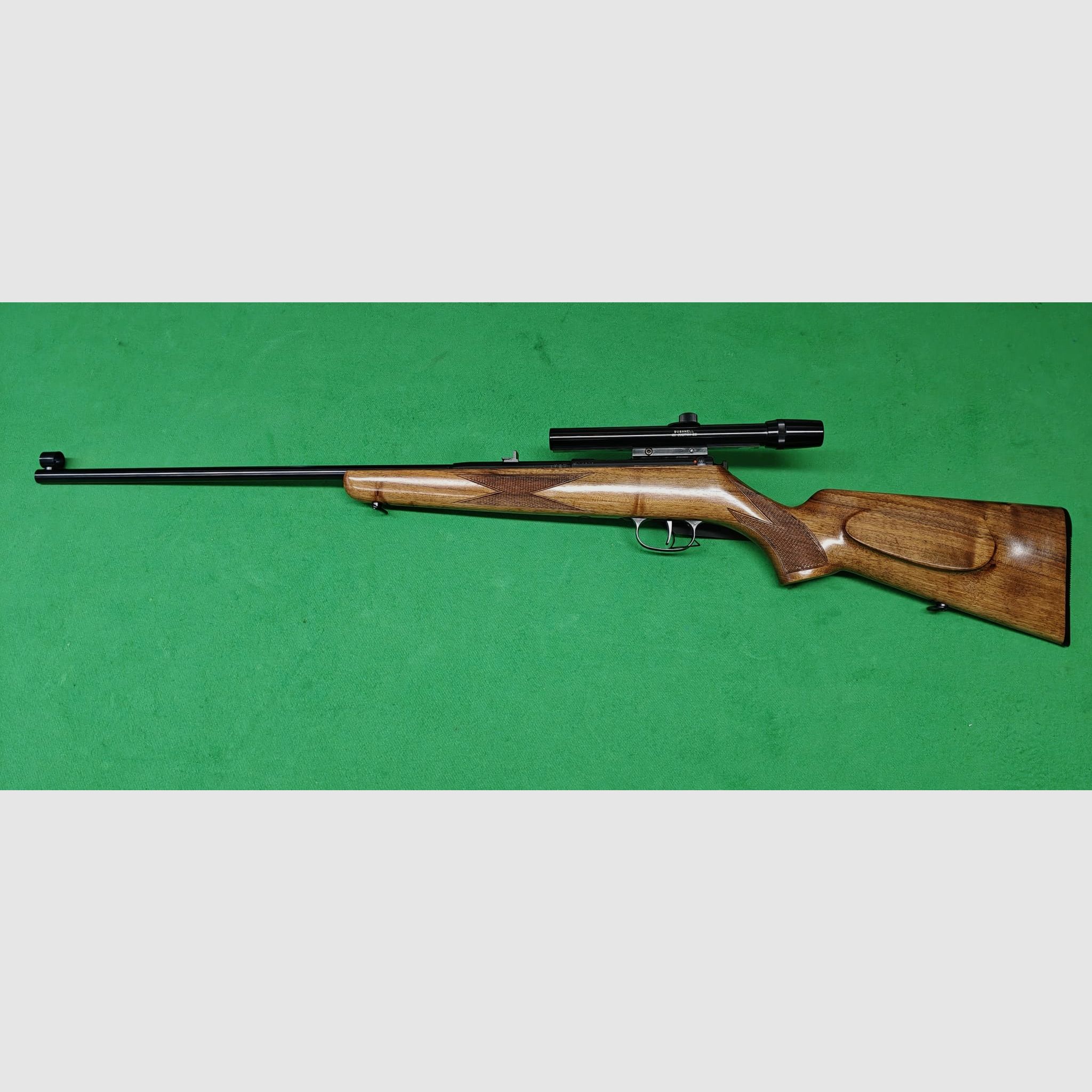 Carabina de pequeño calibre de un solo tiro con visor