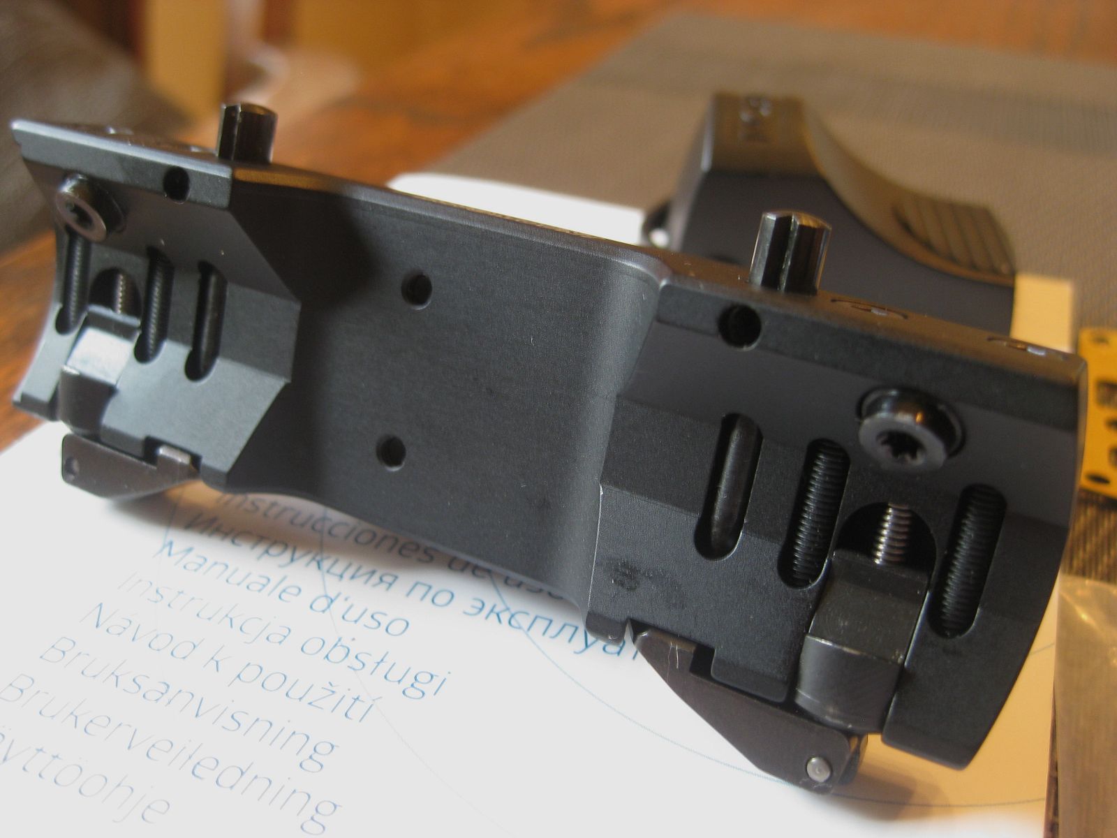 NOBLEX DOCTER Sight III 3.5 MOA auf Innomount-Sattelmontage für Blaser oder Sauer 505 , kein ZEISS-DD-GPO-Swarovski-LEICA .