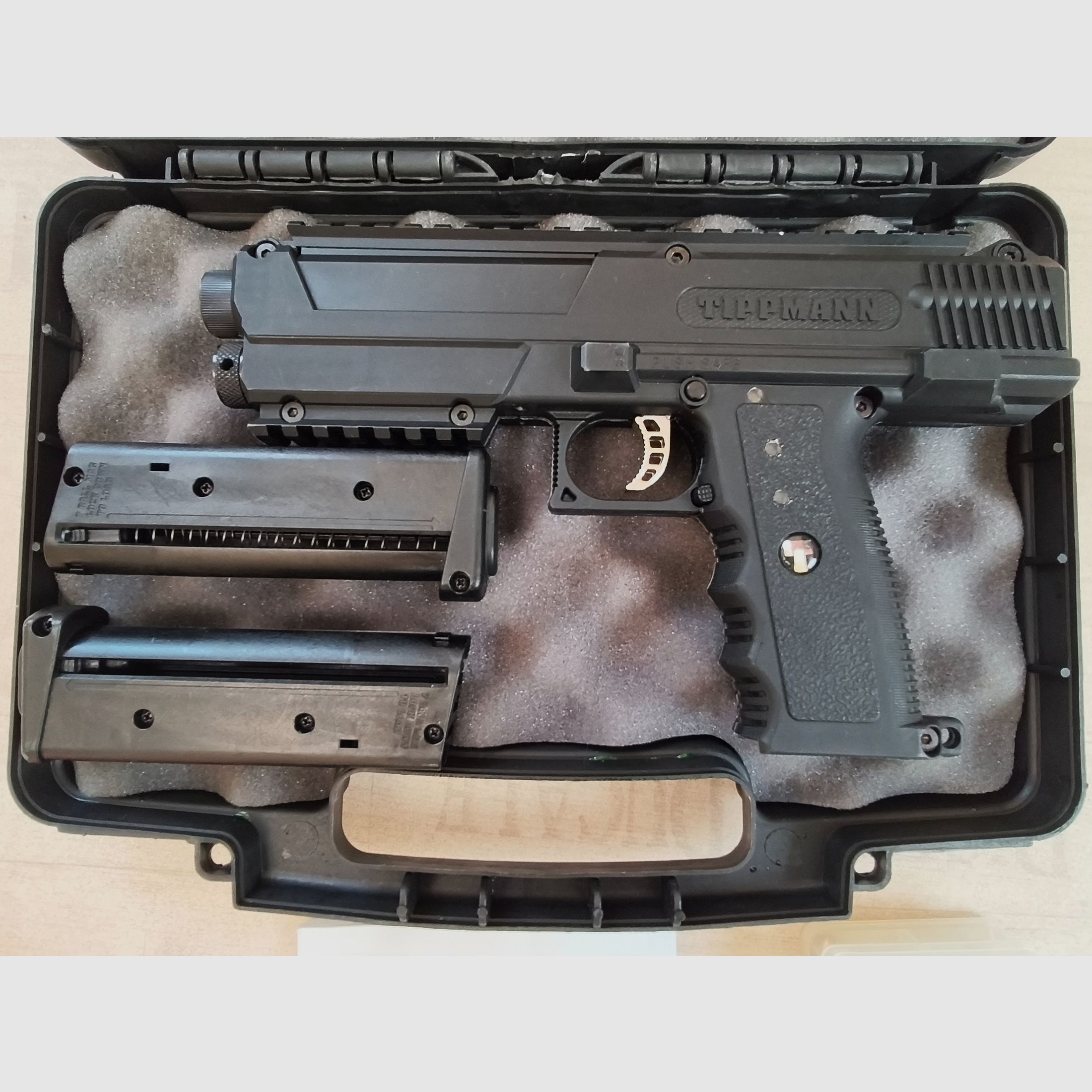 Tippmann Tipx, calibro 68, come nuovo, molti accessori, immagine 2 di 6