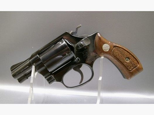 Smith & Wesson 36
