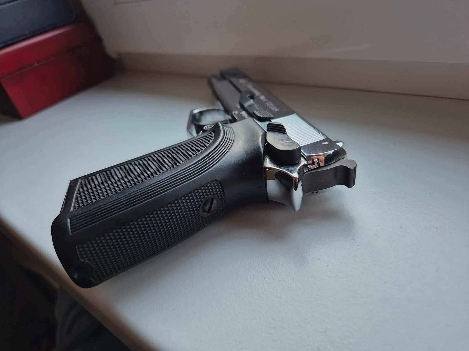 Browning GP DA 8.mm 