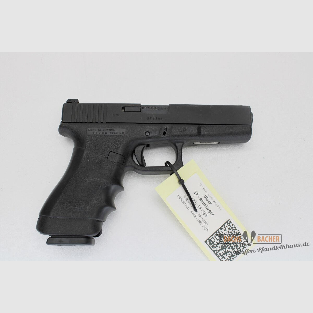 Pistool Glock 17 Kal 9 Para met 4 magazijnen