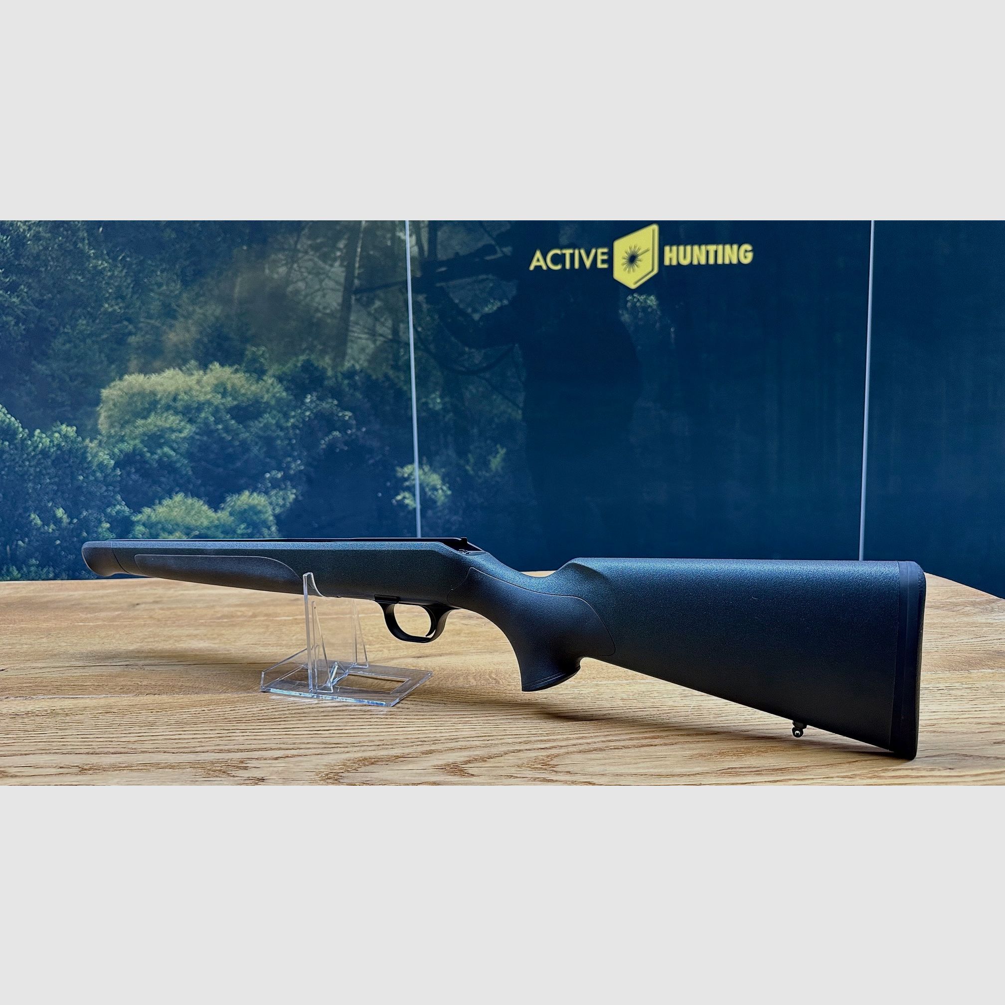 Blaser R8 Professional Schaft mit Gehäuse/System // Schaftfarbe Grün // Schaft gekürzt