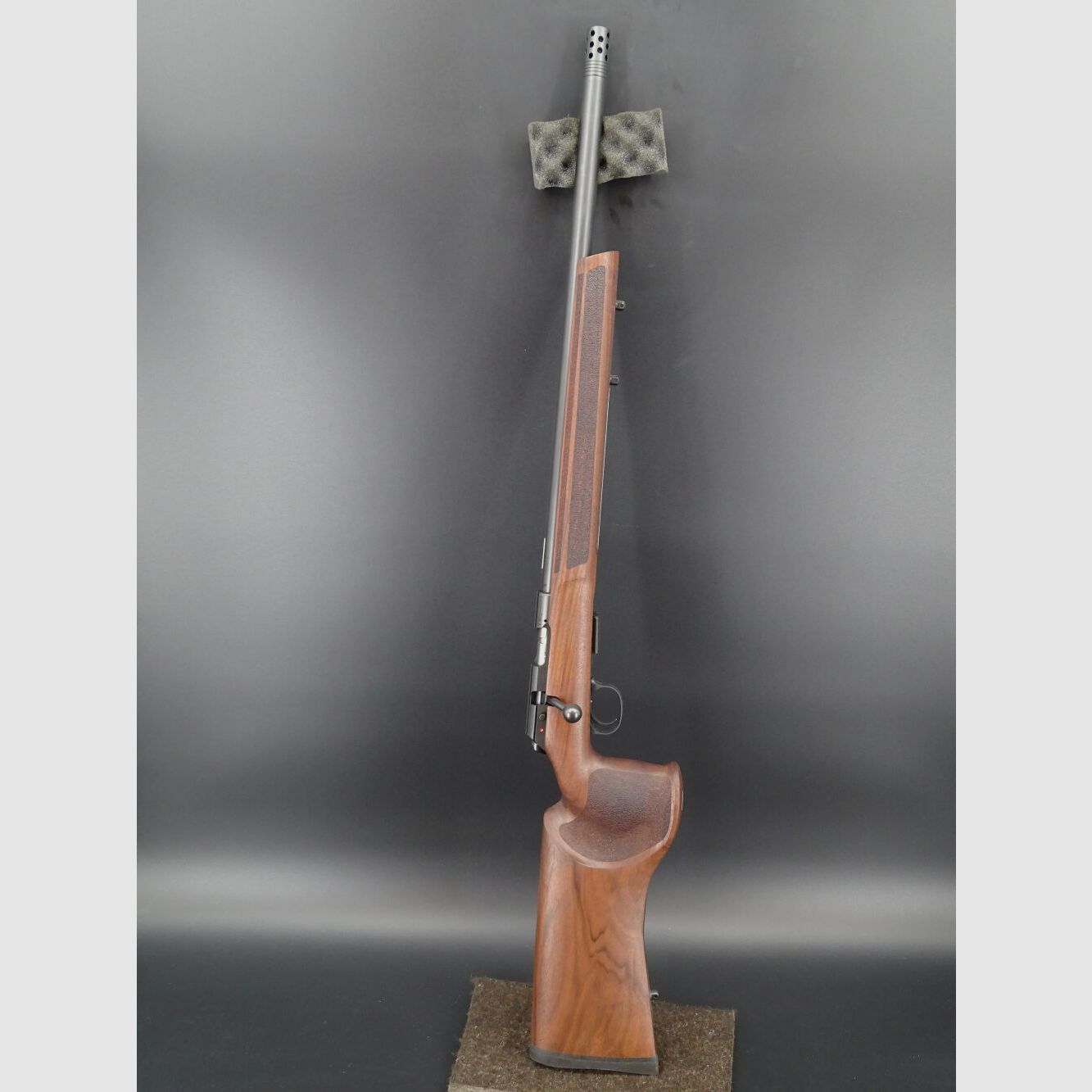 CZ 457 Varmit MRT Match Target Rifle calibre .22lr NOUVEL ARME 457 Varmint MRT prix catalogue 1039 Euro