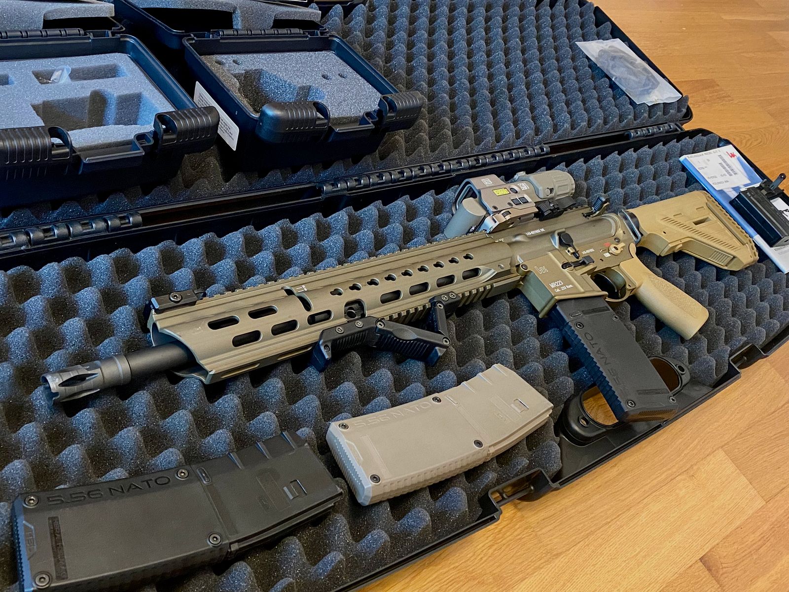H&K MR223 A3 Slimline HKey in RAL8000 + EOTECH Set
