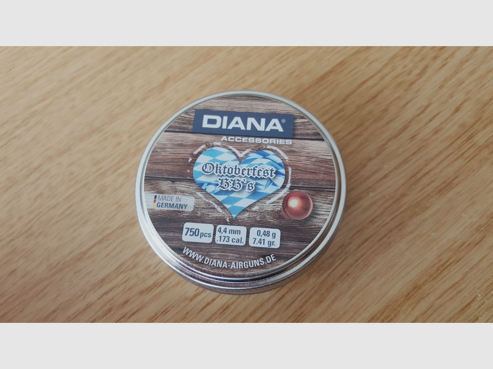 Diana Oktoberfestgewehr Repetierluftgewehr Kaliber 4,4mm BB Holzschaft 