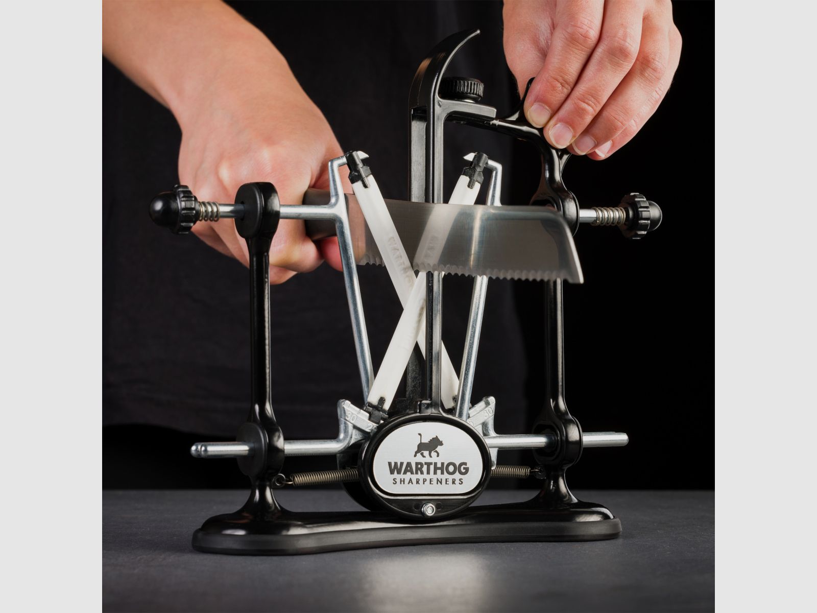 EUROHUNT V-Sharp A4 aiguiseur de couteaux - Noir