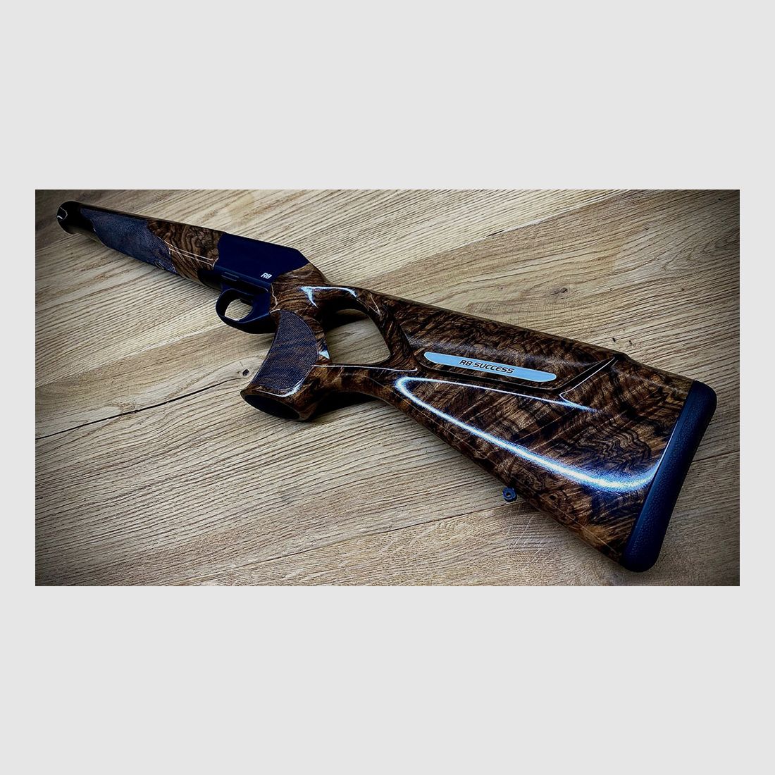 Blaser R8 Success Schäftung / Holzklasse 10 / Super Finish / TRAUMSCHÄFTUNG DER EXTRAKLASSE