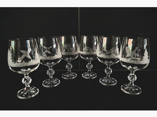 6 copas de vino tinto de cristal talladas a mano