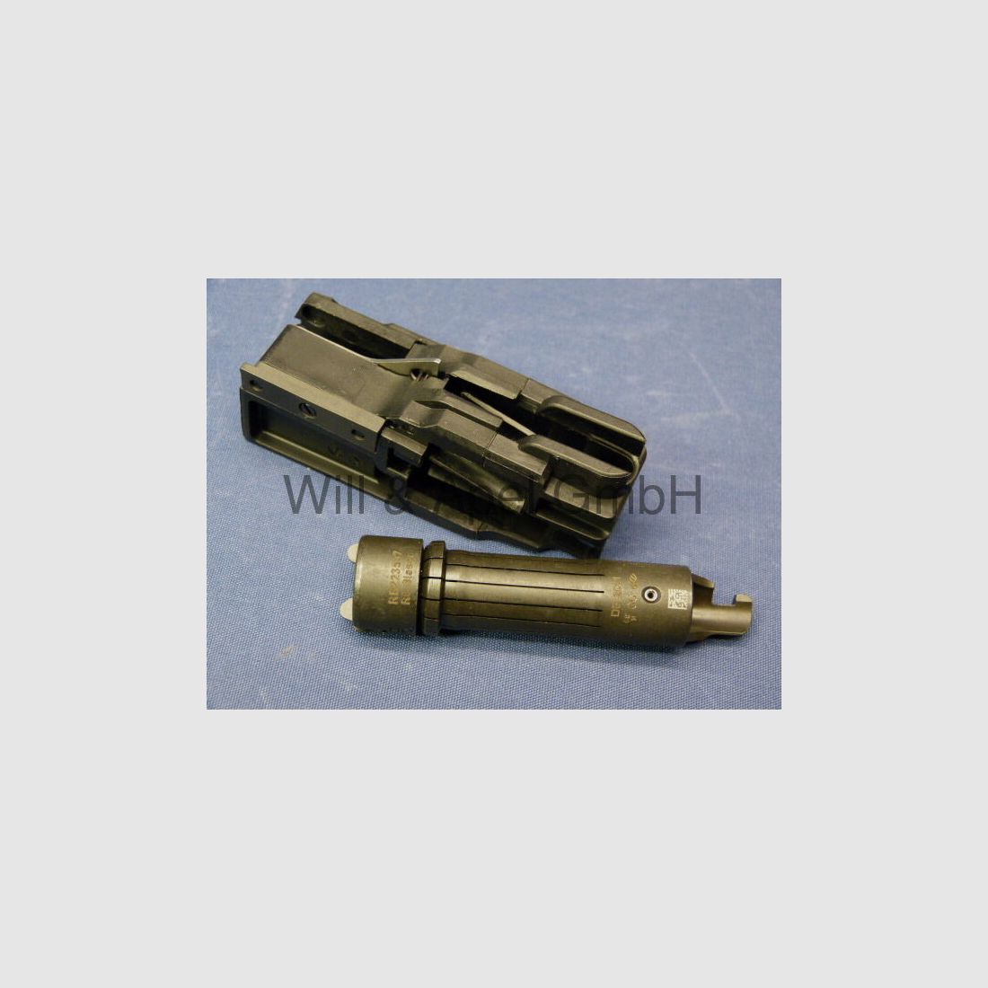BLASER	 R8