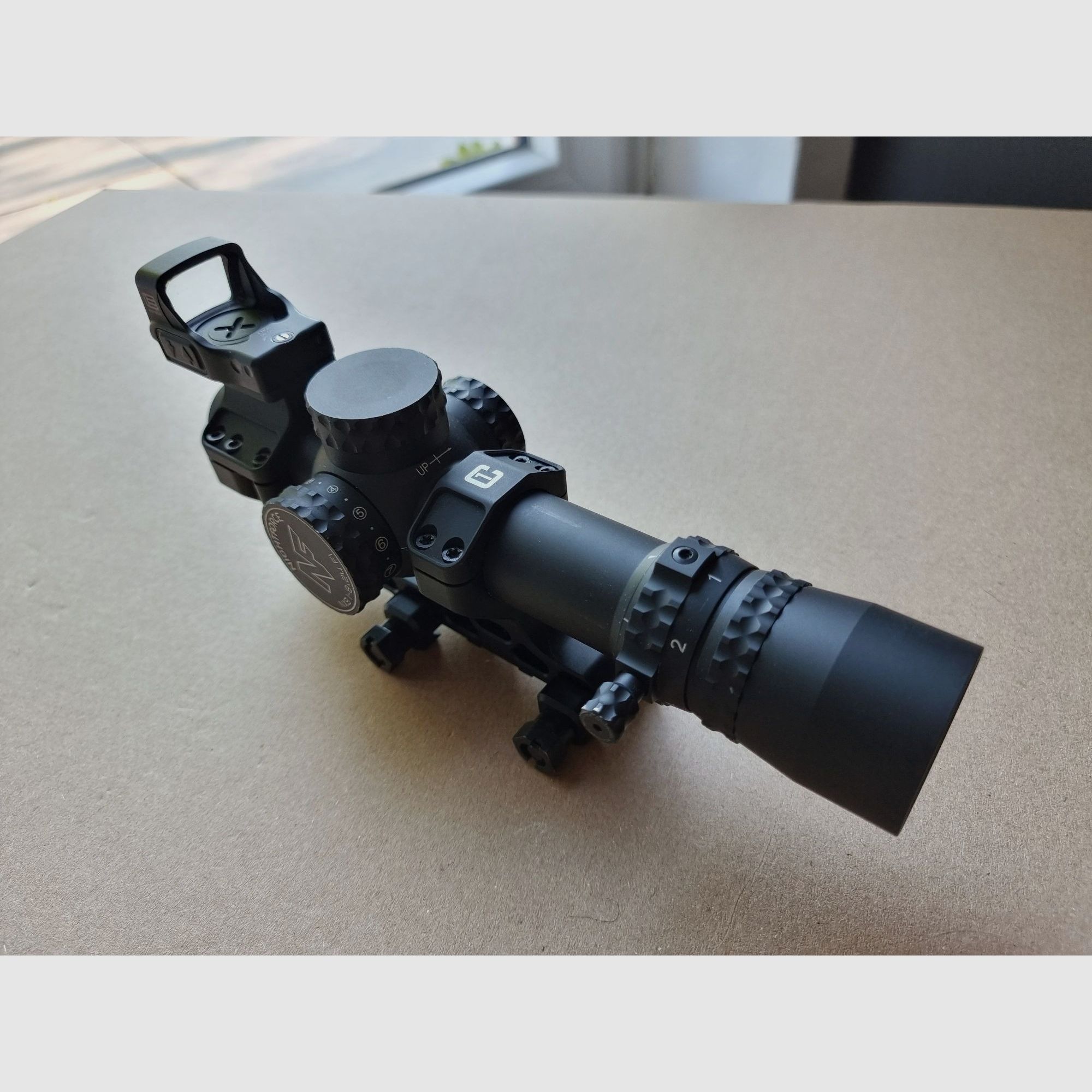 Nachtkraft NX8 1-8x24 MRAD + Eotech EFLX + Badger Ordnance C1 - OPTIEK COMPLEETSET !