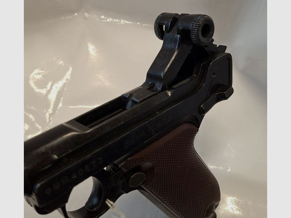Erma LA 22