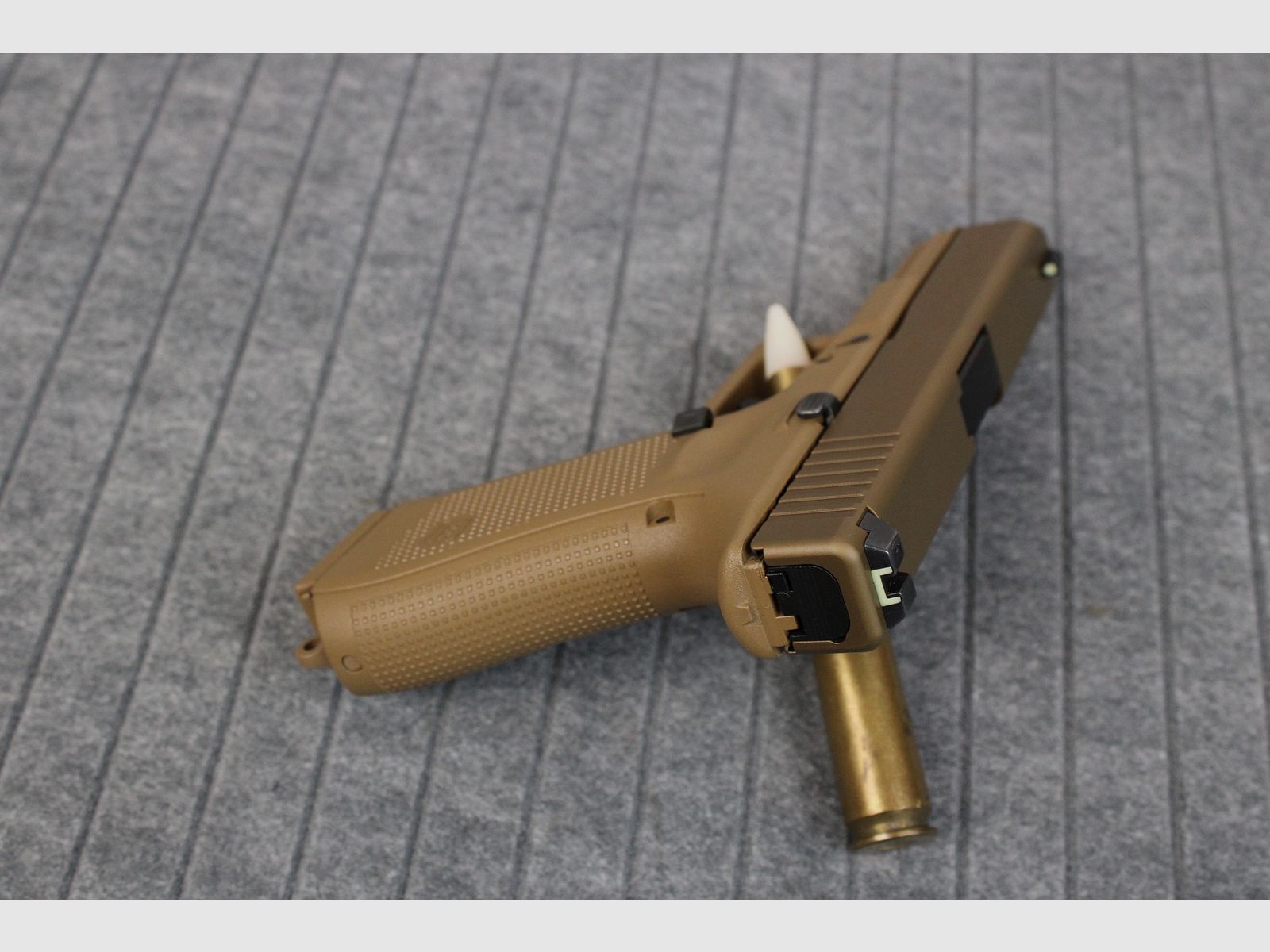 Glock 19X Gen5 Coyote, image 4 of 6