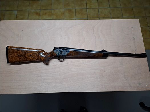 Blaser R8   /  SemiW Selous  / Kal. .375 H. & H. Mag. / Offene Visierung